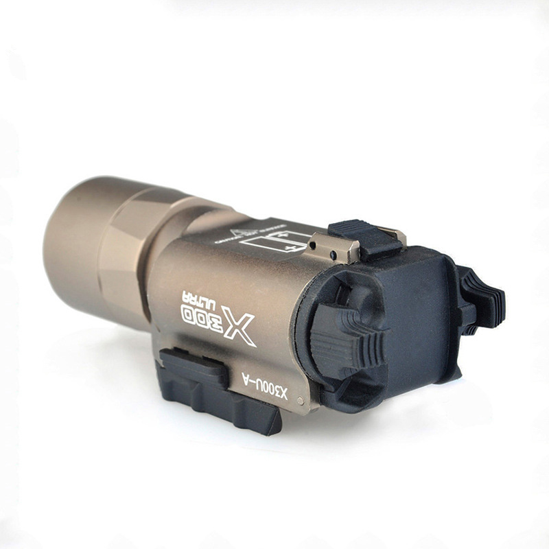 メタルX300UウルトラLED 600ルーメン戦術懐中電灯  - Outdoor Hunting Lights のレビューと価格
